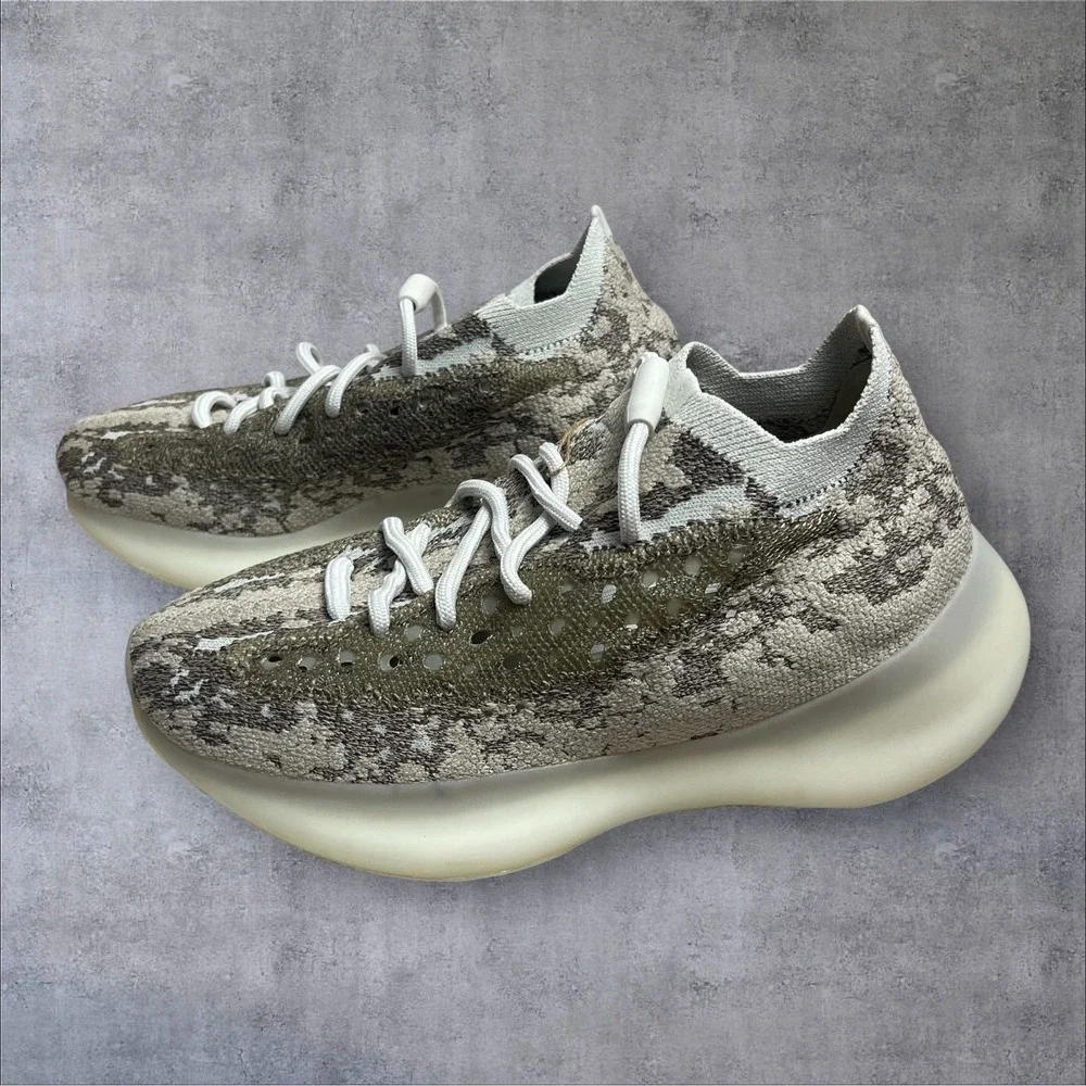Adidas Yeezy Boost 380 Pyrite Sneakers Shoes Men's 5.5 Neutral Gray Primeknit